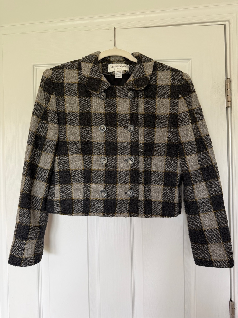 Jones New York Vintage Black and Gray Plaid Cropped Double-Breasted Blazer